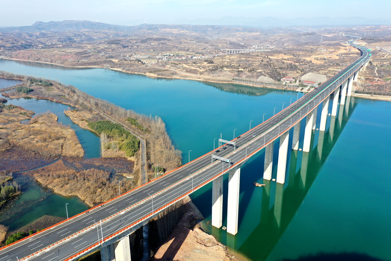 2濟洛西高速黃河特大橋